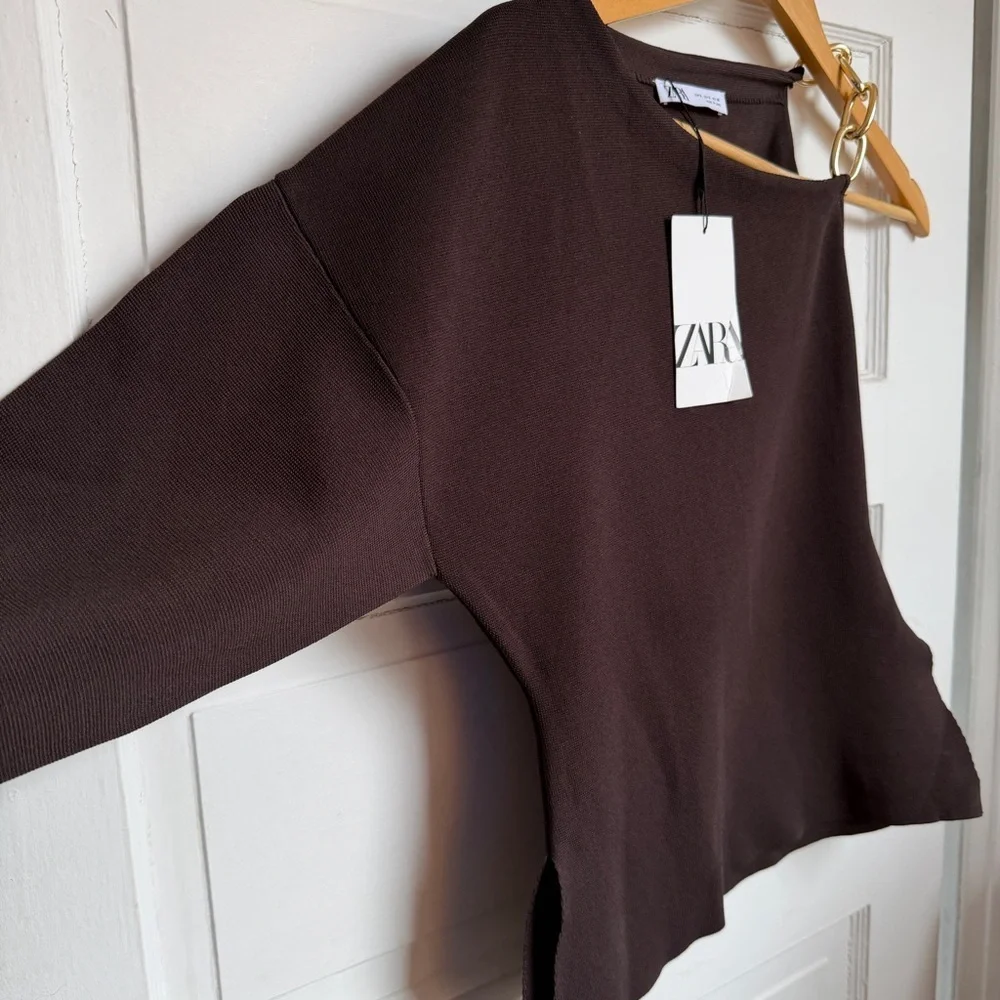 NWT Zara Asymmetric One Shoulder Knit Top w Gold Chain Chocolate Brown Sz S